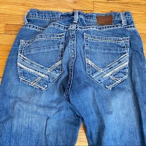Buckle BKE Tyler Mens 33x31.5 Distressed Straight Leg Denim Jeans